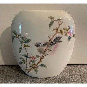 Vintage White Oval Shaped Porcelain Yamaji Handpainted Vase #781